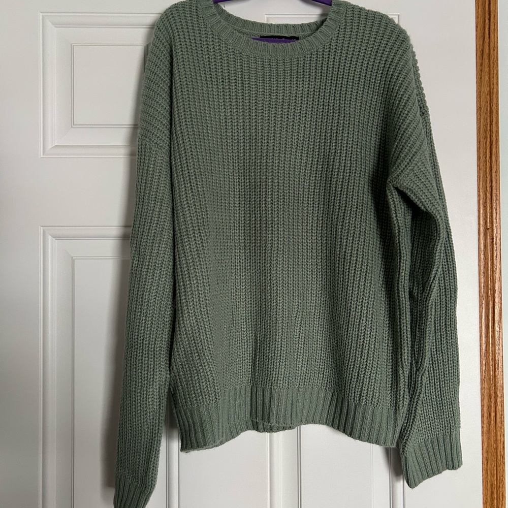 Women's Sweater - Sage Green